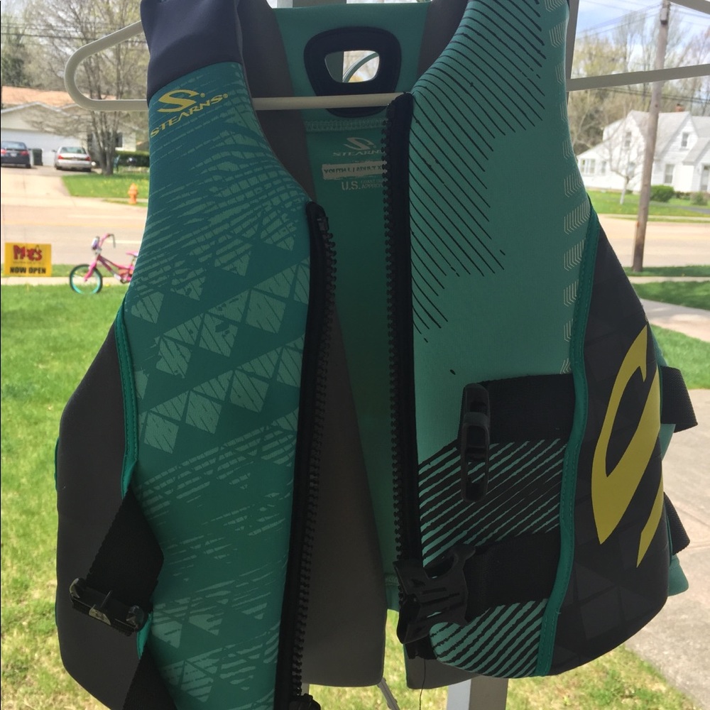 Stearns Life vest Youth 50-90 lbs, 26-29” chest